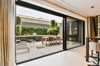 Seamless Indoor-Outdoor Connection